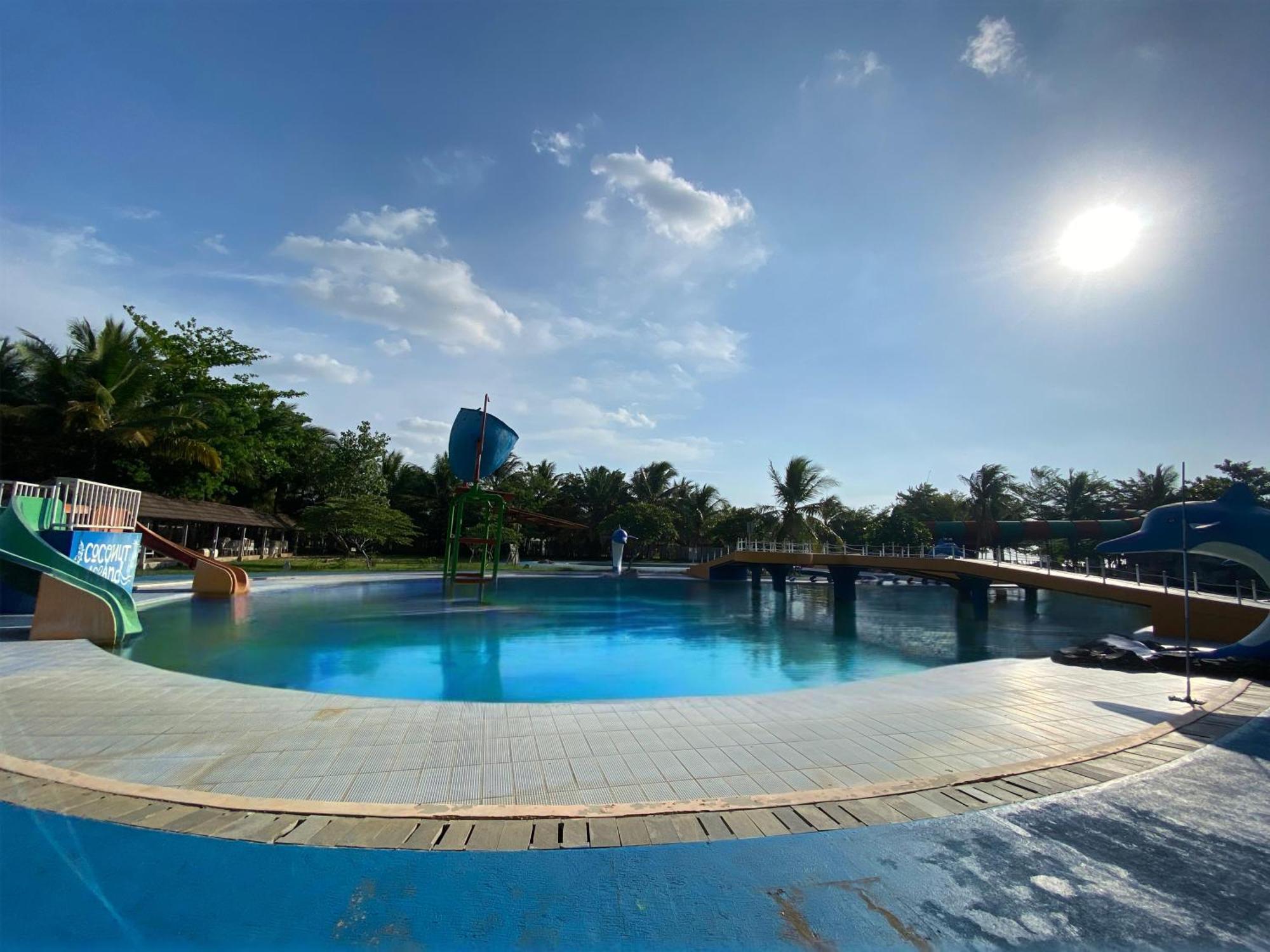 Avery Coconut Island Waterpark Beach Resort Carita Kültér fotó